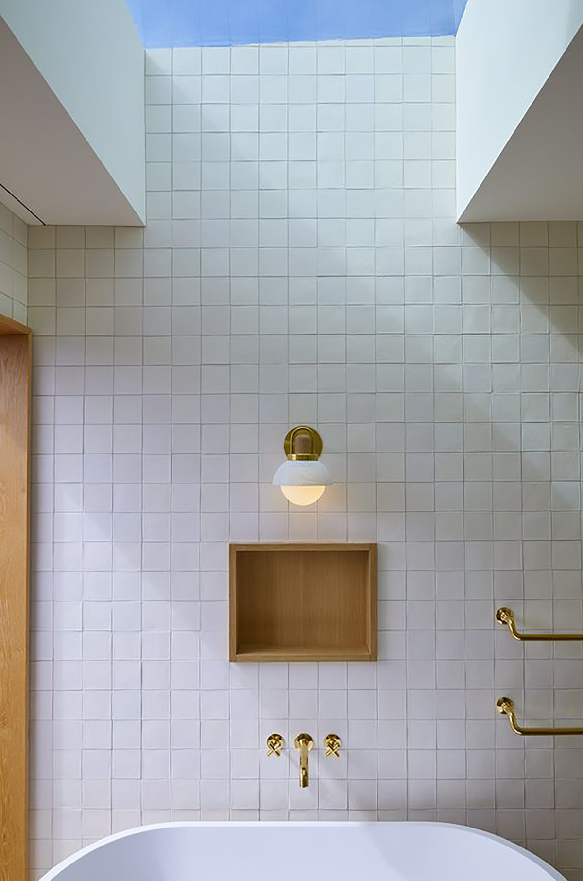 1 ARC VANITY par Allied Maker