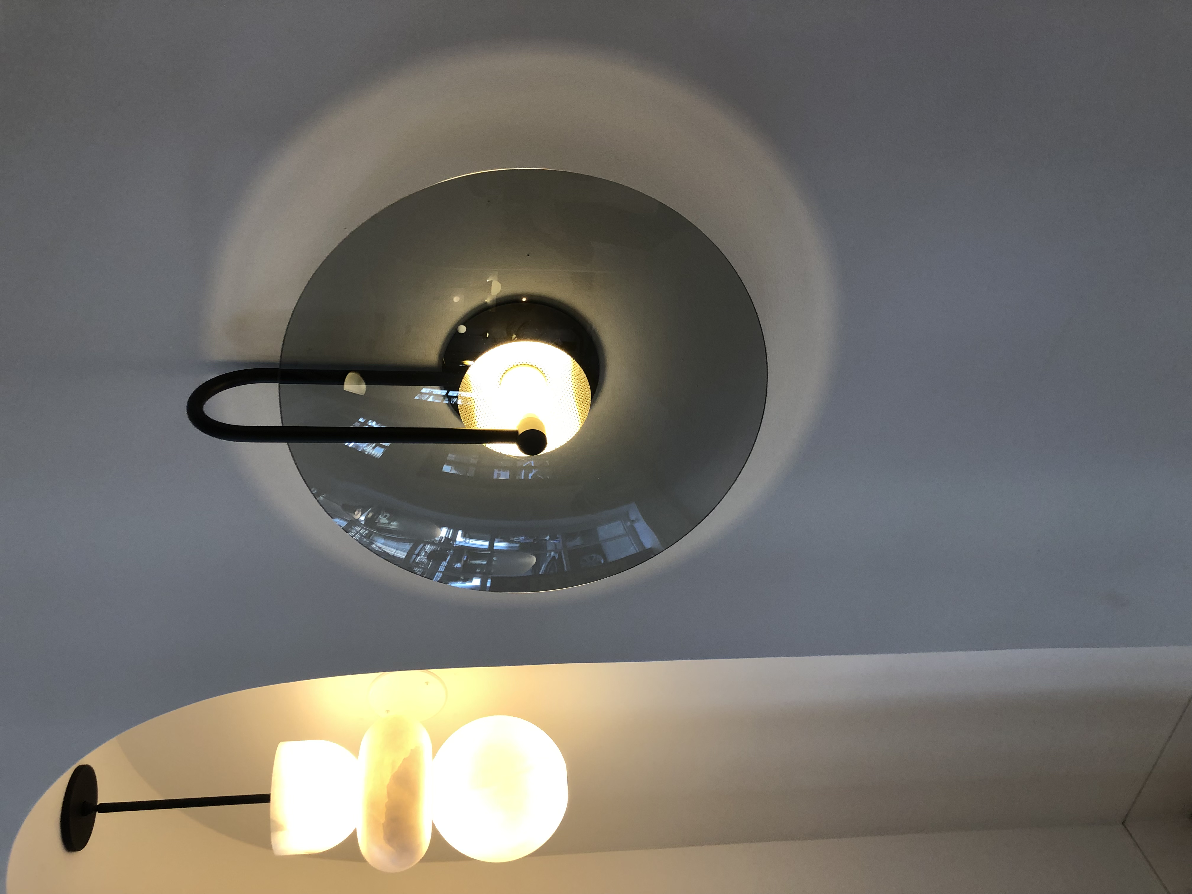 ADA APERTURE SCONCE 10 par Allied Maker