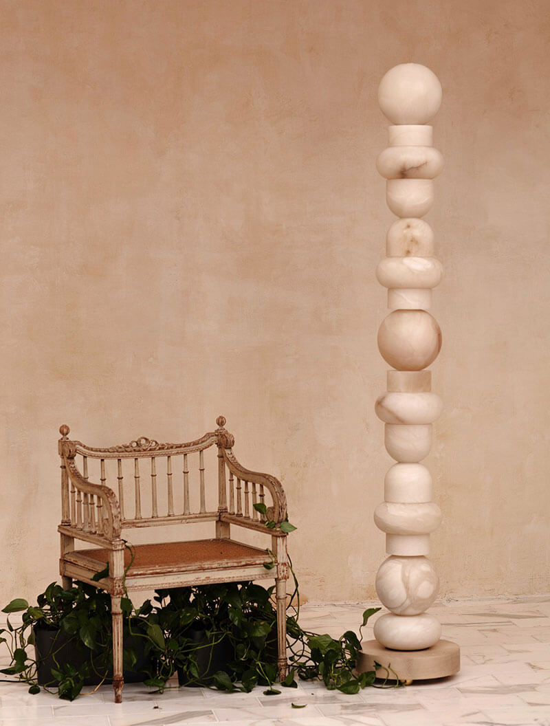 ALABASTER TOTEM 16 par Allied Maker