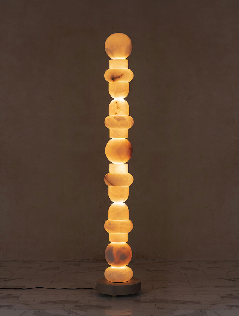 ALABASTER TOTEM 16 par Allied Maker