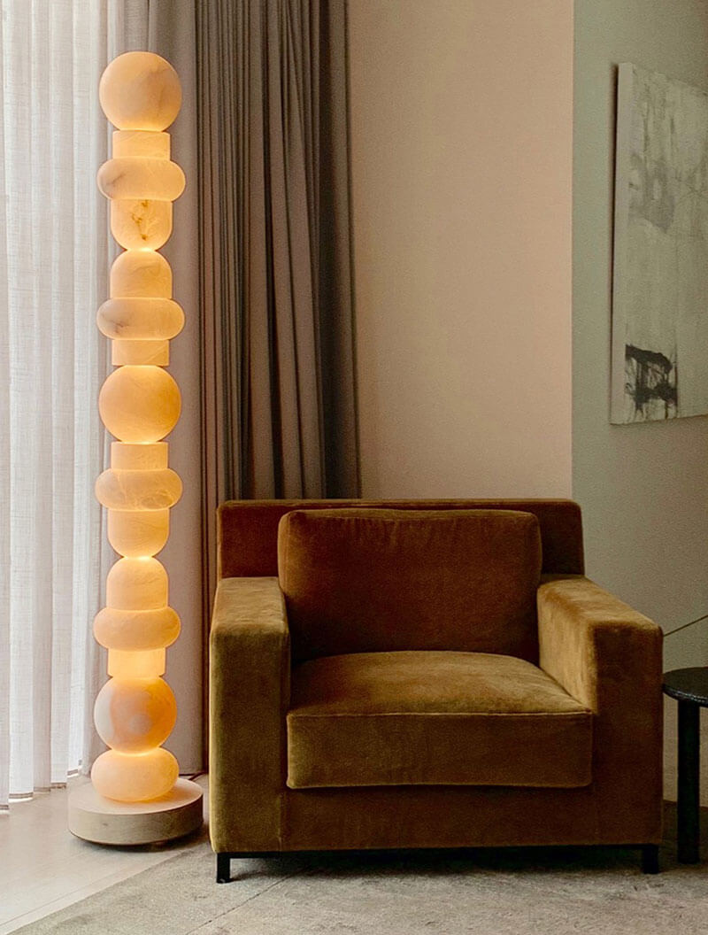 ALABASTER TOTEM 16 par Allied Maker