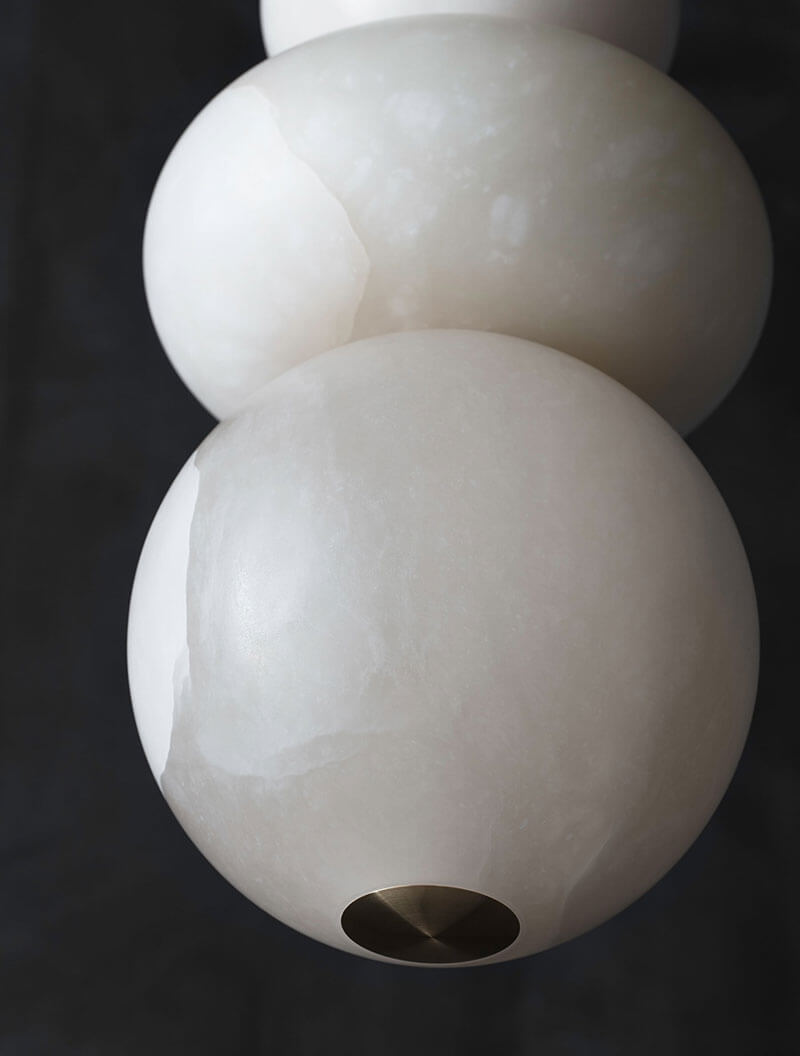 ALABASTER TOTEM 3 par Allied Maker