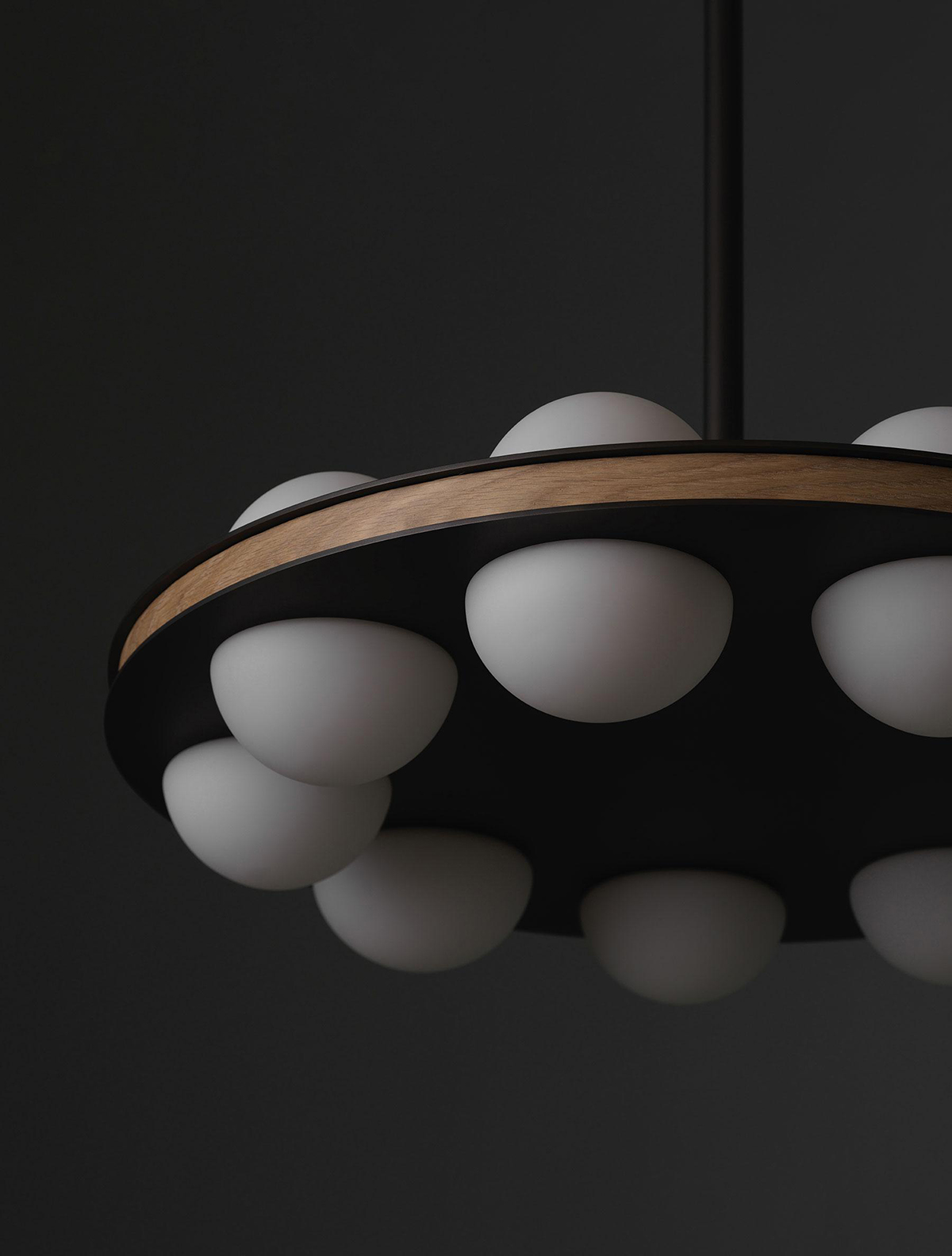 ARRAY 9 CHANDELIER par Allied Maker