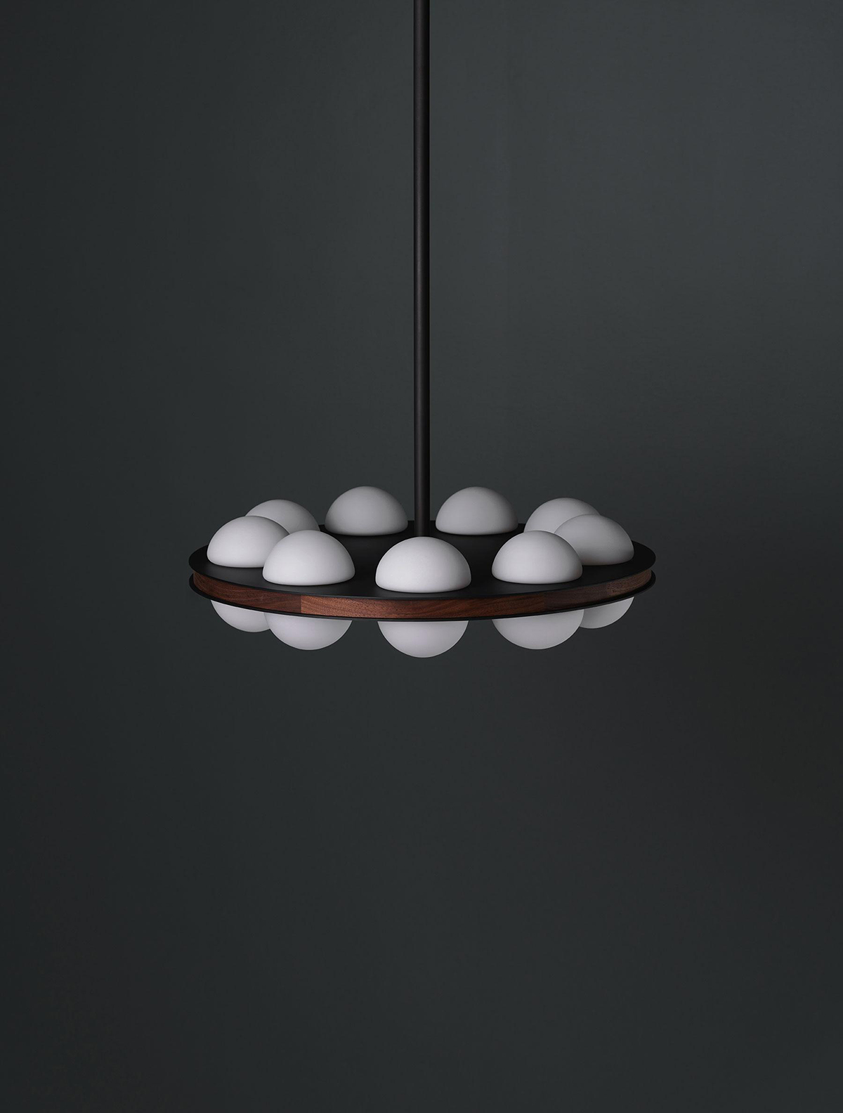 ARRAY 9 CHANDELIER par Allied Maker