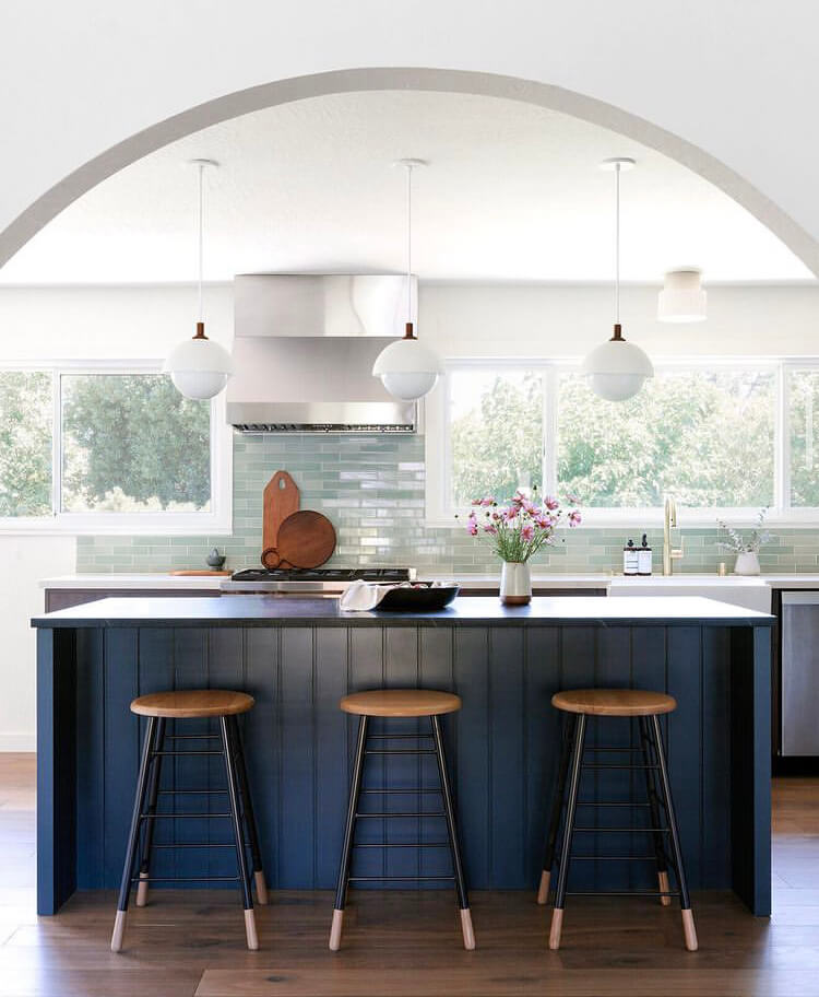 DOME PENDANT 10 par Allied Maker
