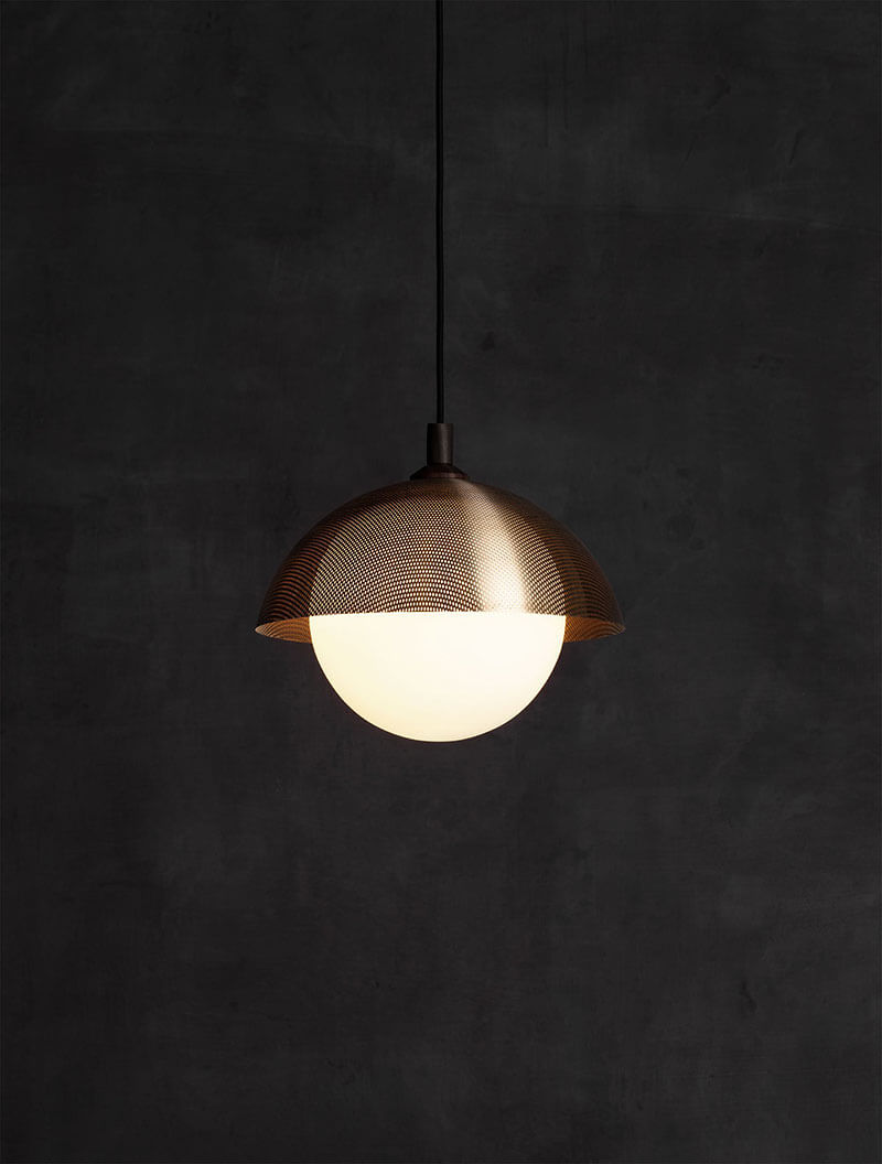 DOME PENDANT 14 PERFORATED par Allied Maker