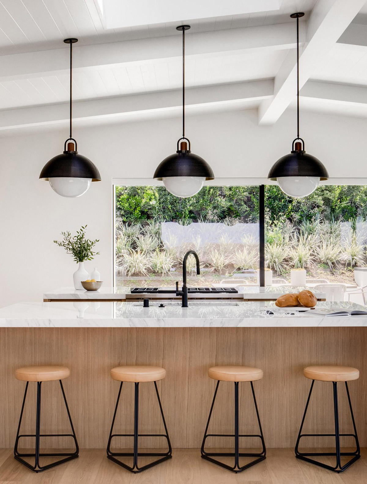 PERFORATED ARC DOME 20 par Allied Maker