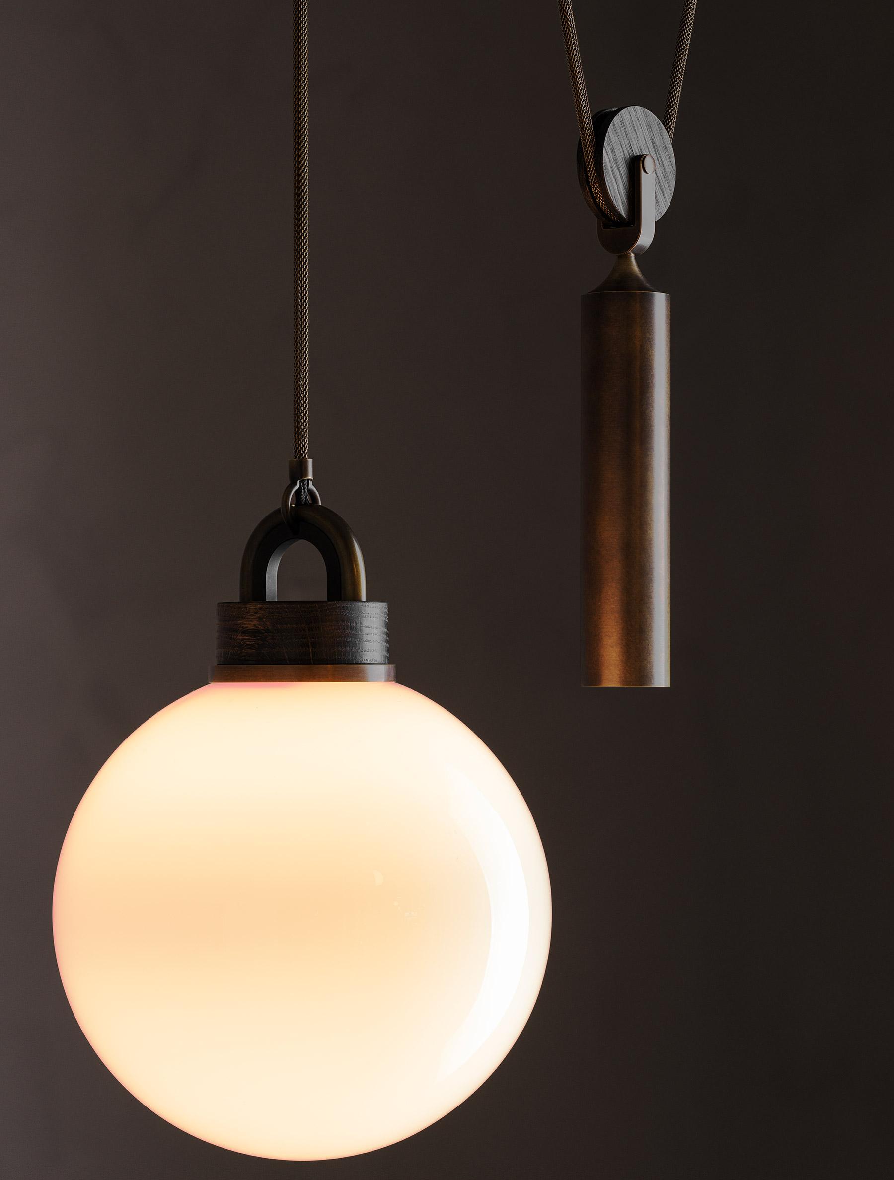 PULLEY PENDANT par Allied Maker