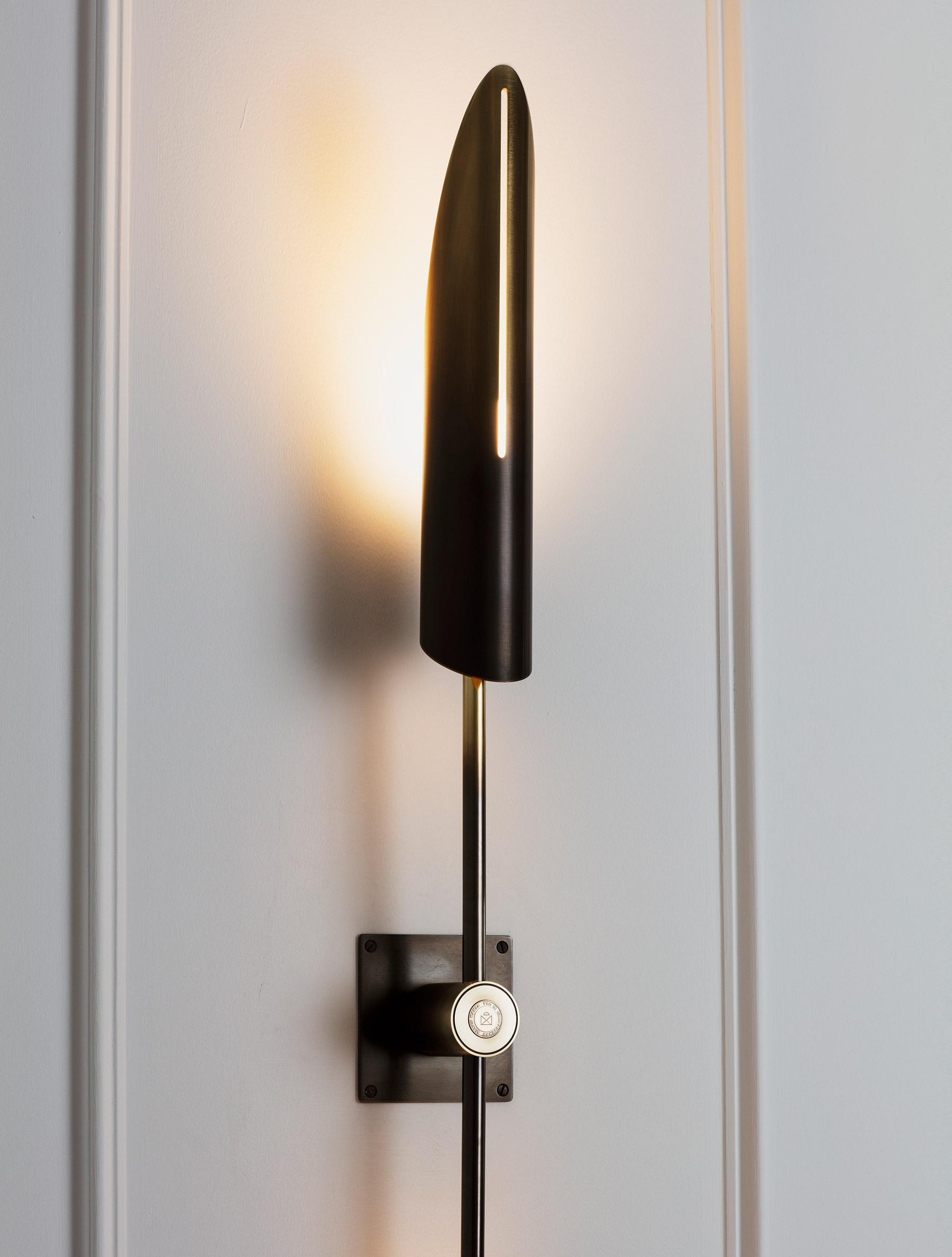 VOYAGER 17 DUAL SCONCE par Allied Maker