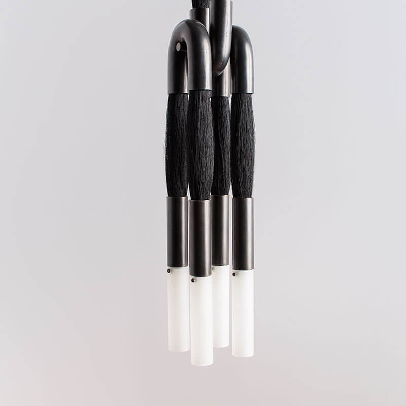 HORSEHAIR PENDANT par Apparatus