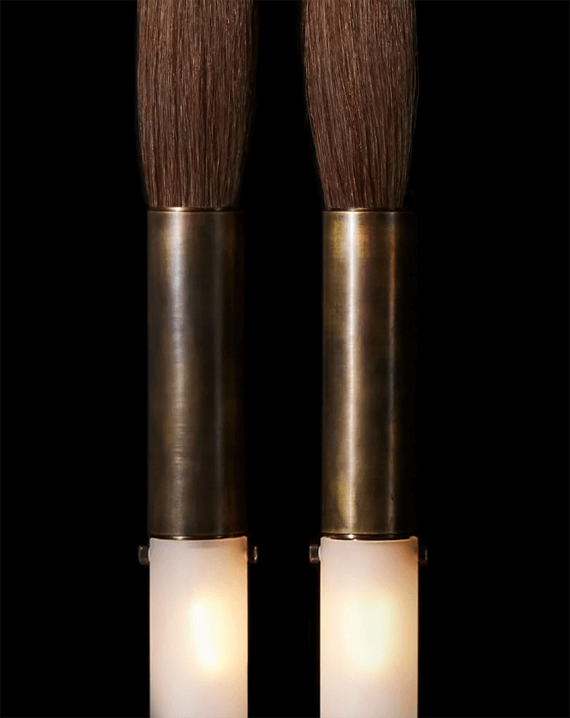 HORSEHAIR SCONCE par Apparatus