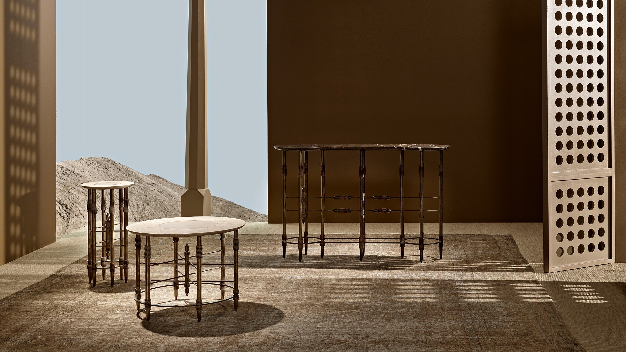 PARS SIDE TABLE par Apparatus