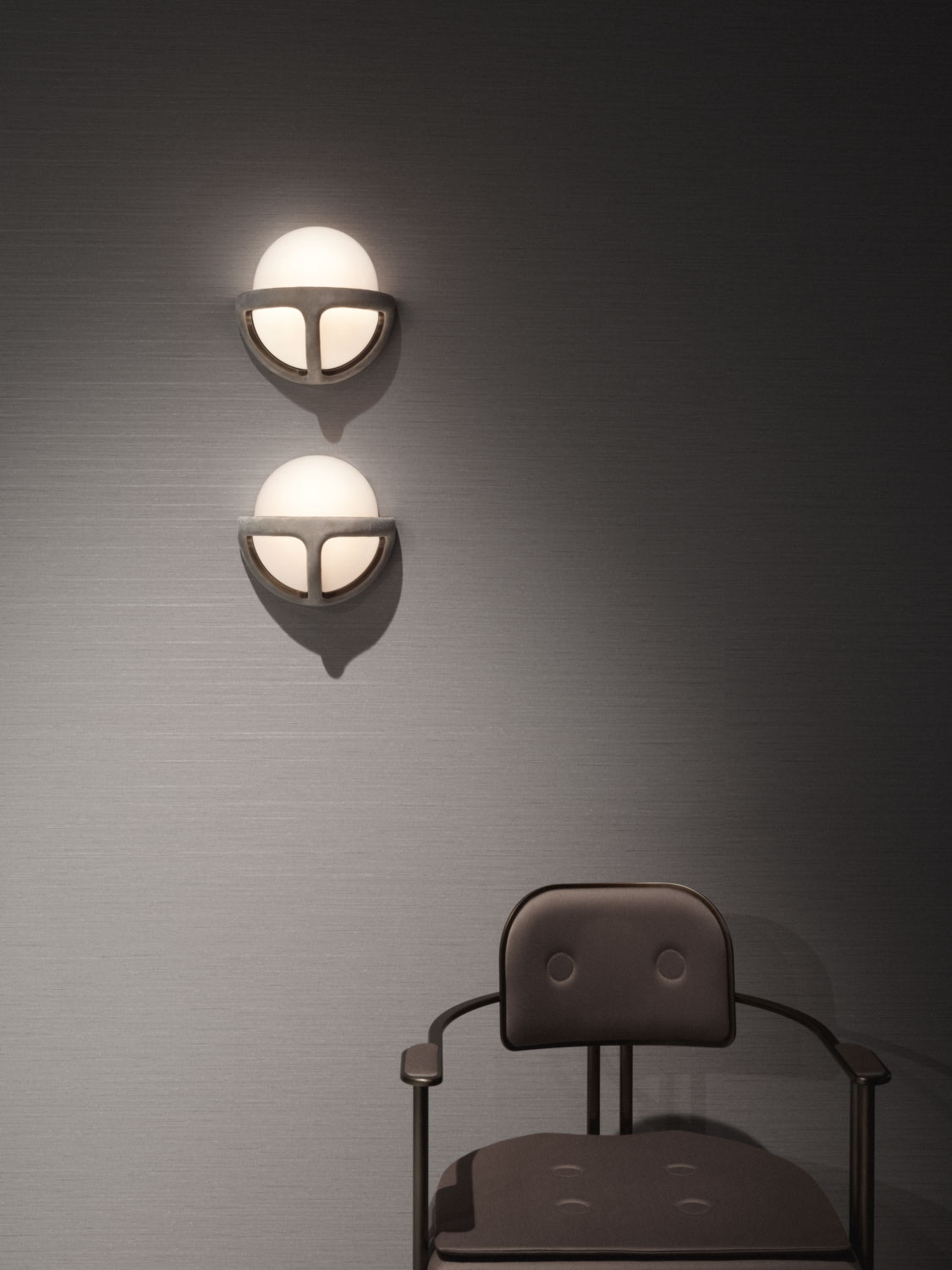 REPRISE SCONCE par Apparatus