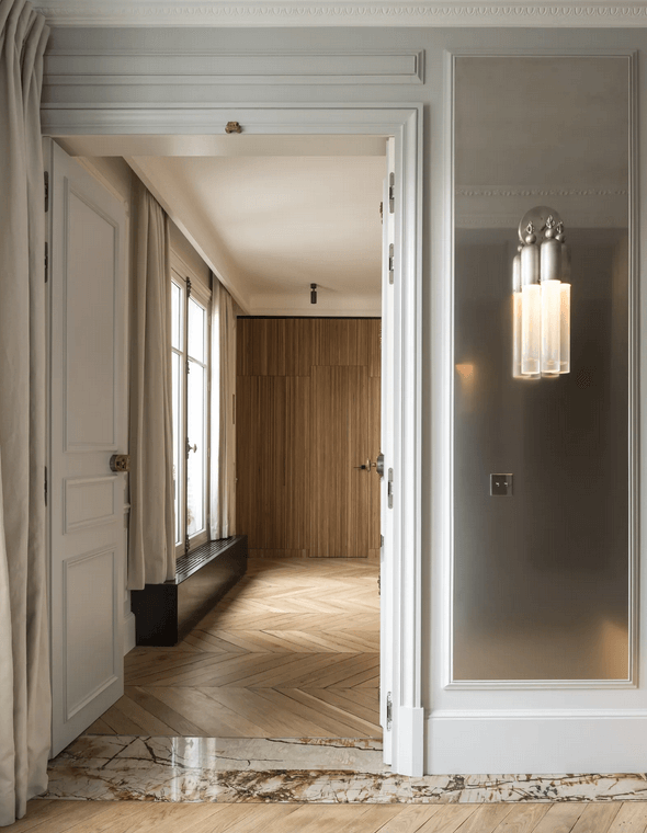 TASSEL 3 SCONCE par Apparatus