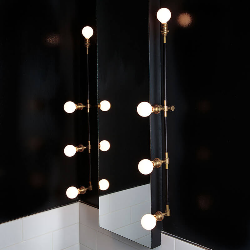 VANITY SCONCE par Apparatus