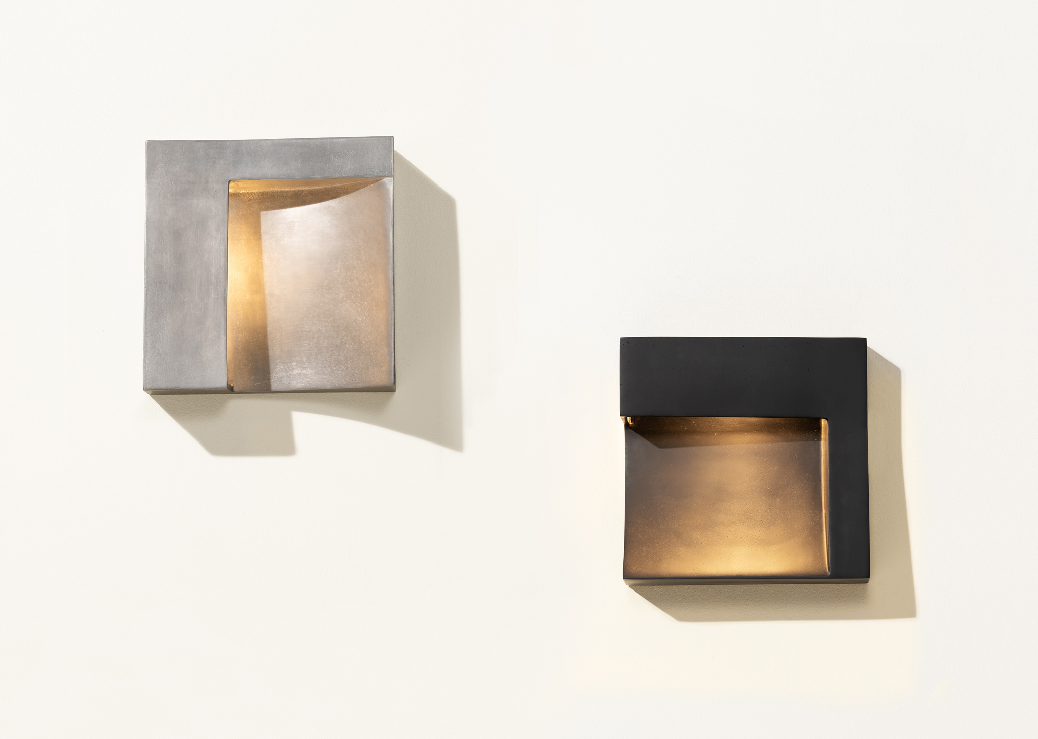 ANGLE SCONCE par Atelier de Troupe