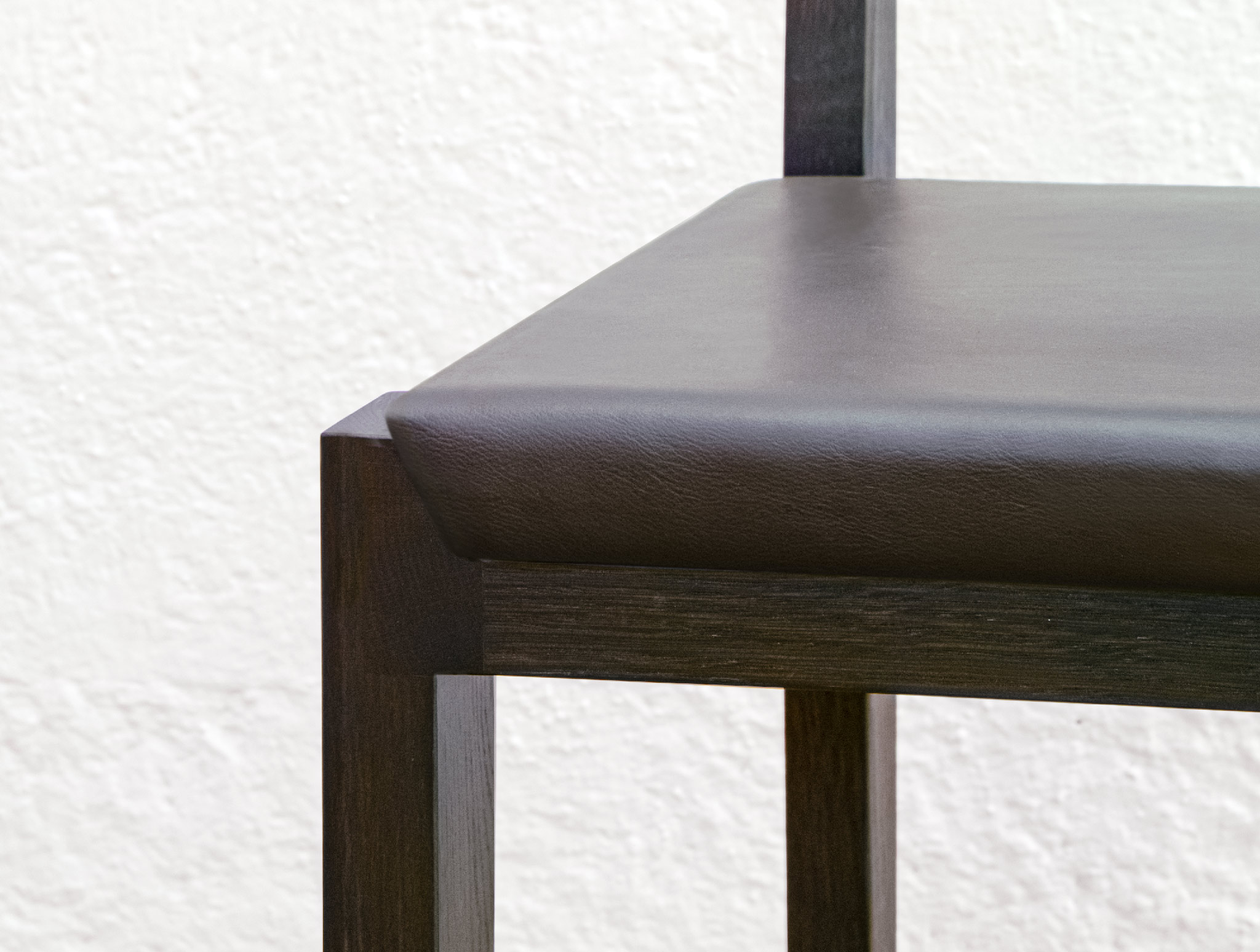 CASA DINING CHAIR par Atelier de Troupe