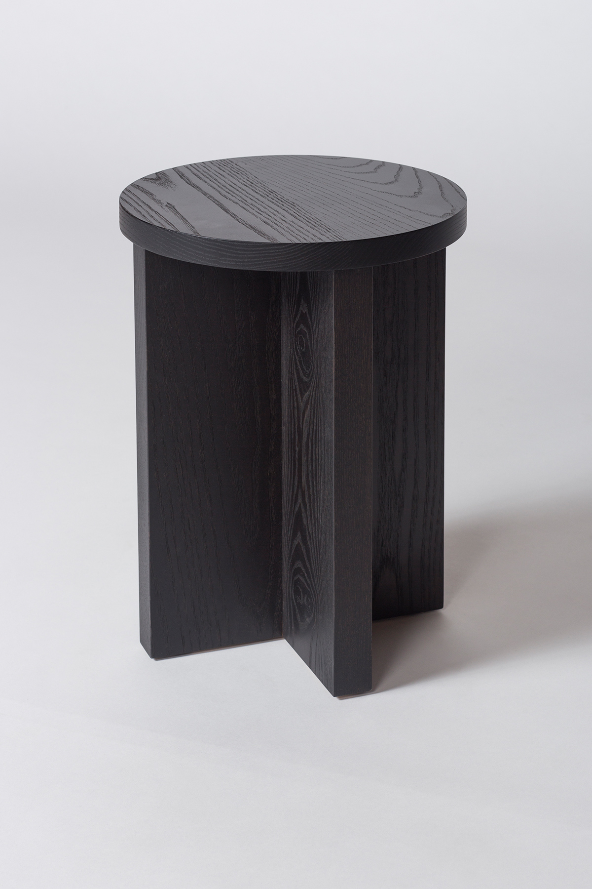 CHENE STOOL par Atelier de Troupe