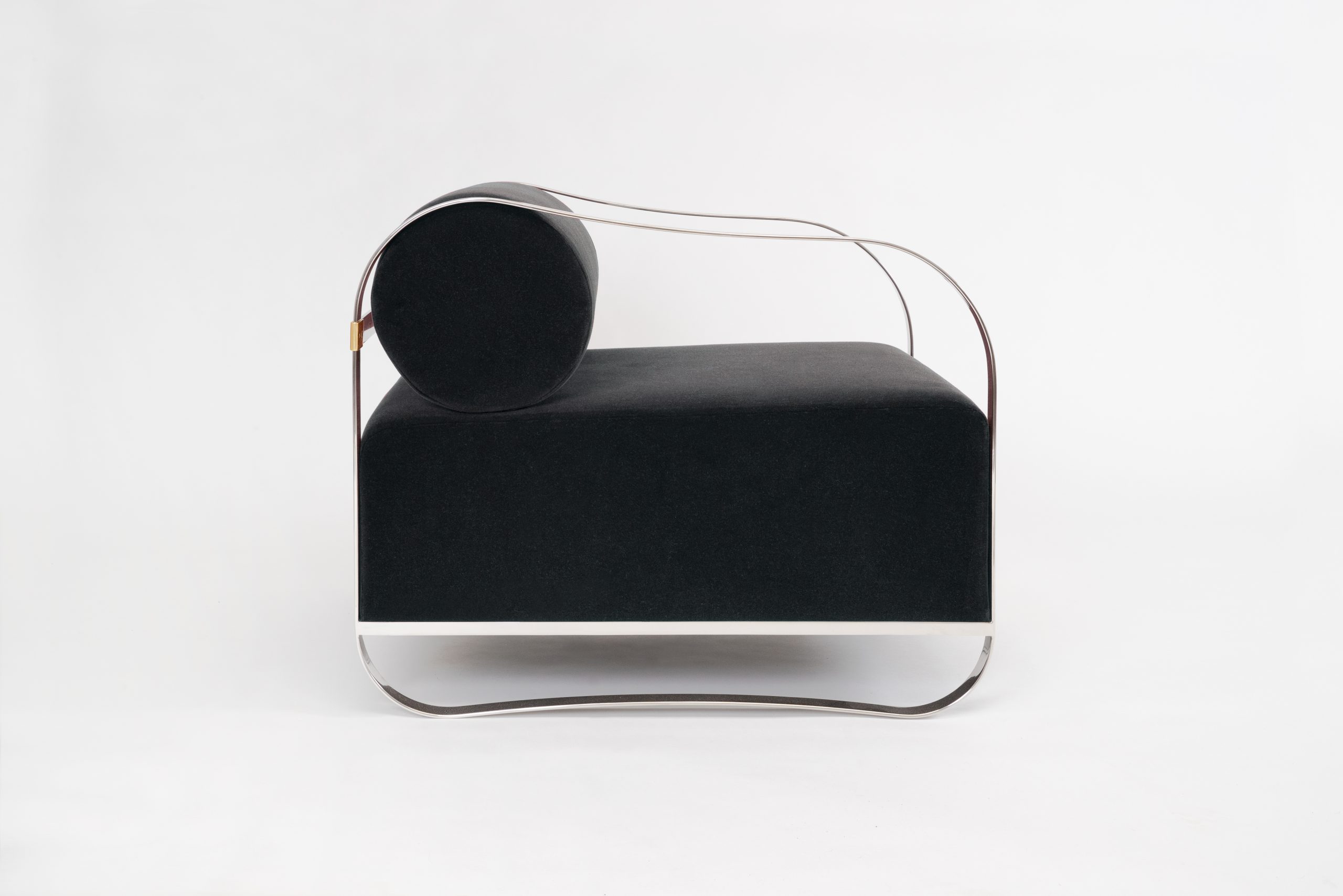 DADA ARM CHAIR par Atelier de Troupe