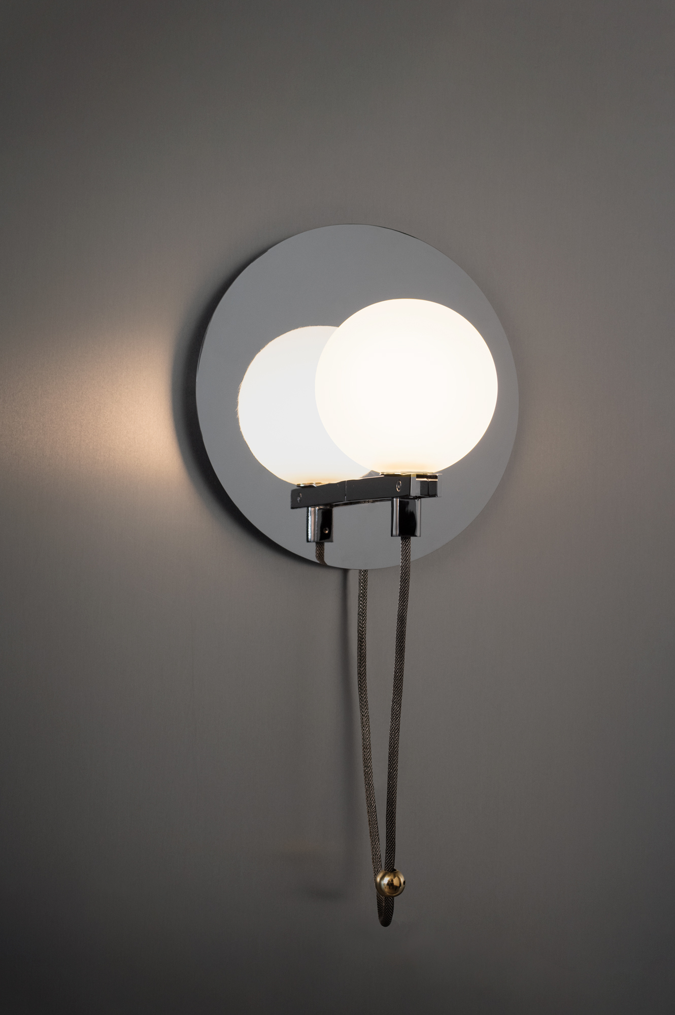 DADA SCONCE par Atelier de Troupe