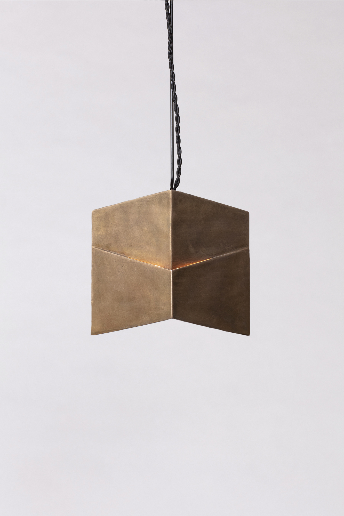 DECADE PENDANT par Atelier de Troupe