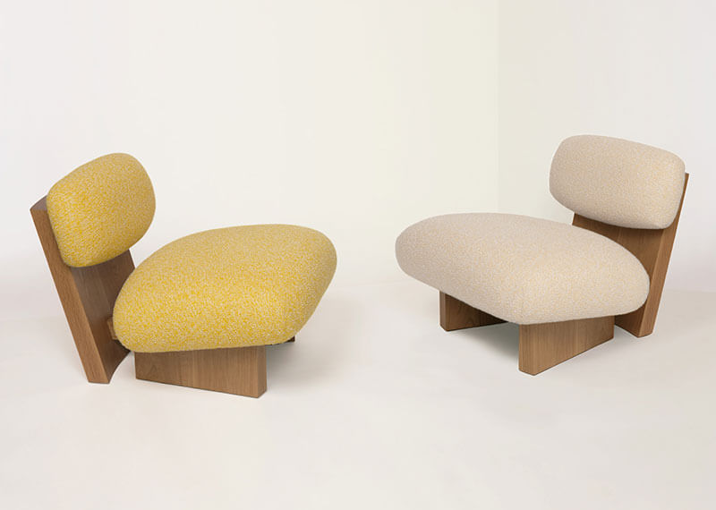 JIA CHAIR AND OTTOMAN par Atelier de Troupe