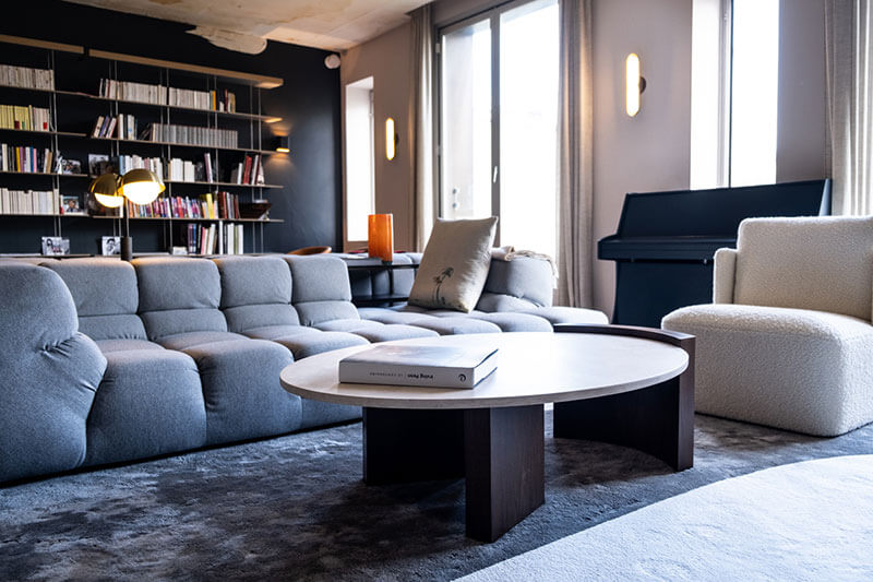 JIA LARGE COFFEE TABLE par Atelier de Troupe