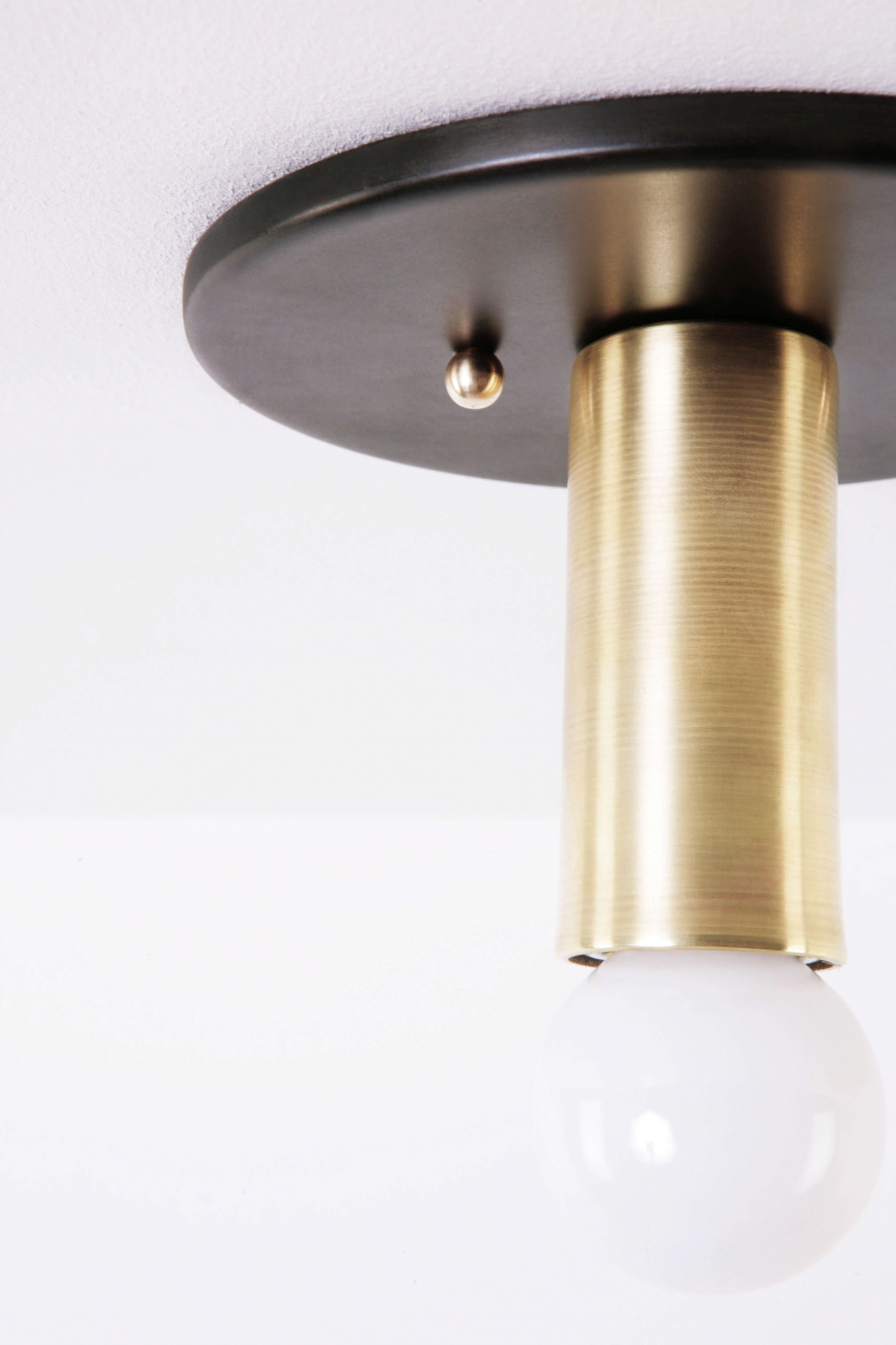LOUIS FLUSH MOUNT par Atelier de Troupe