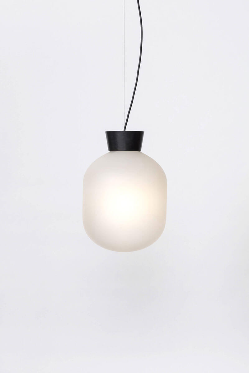 PASTILLE OVAL PENDANT par Atelier de Troupe