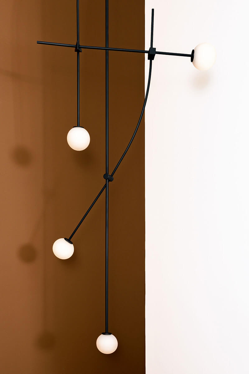 TEMPO 8 TALL CHANDELIER par Atelier de Troupe