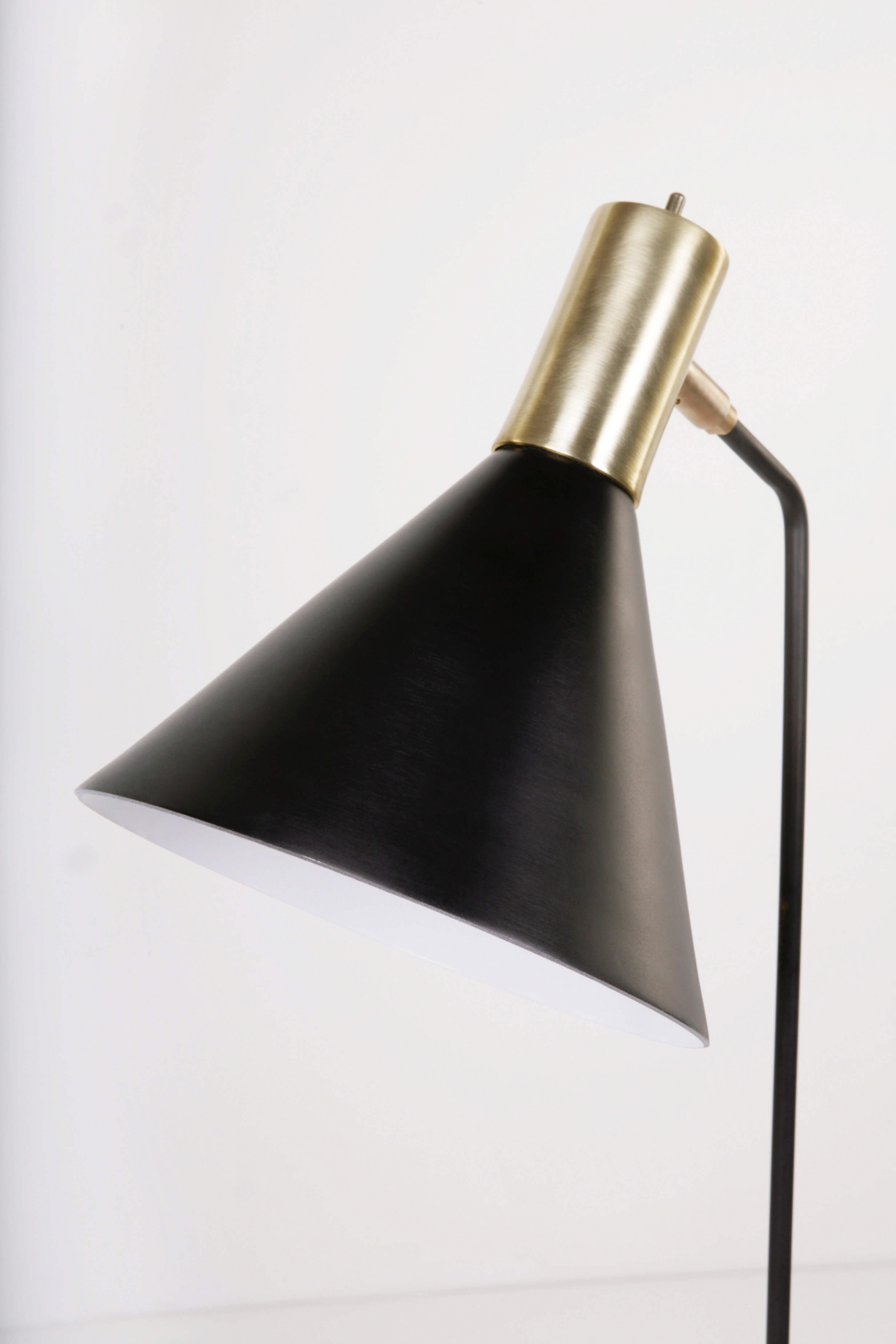 TORCHE FLOOR LAMP par Atelier de Troupe