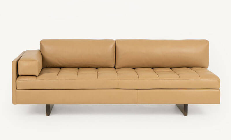 ASYMMETRIC SOFA par BassamFellows