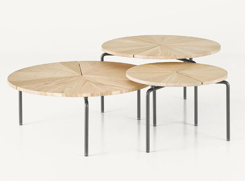 CIRCULAR COFFEE TABLE par BassamFellows