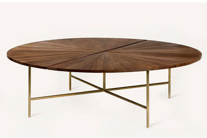 CIRCULAR DINING TABLE par BassamFellows