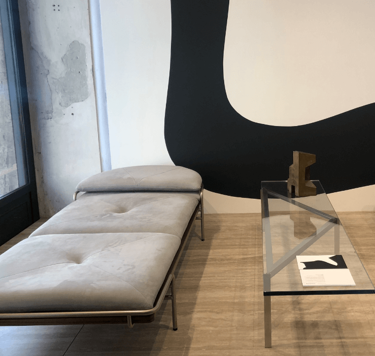 GEOMETRIC DAYBED par BassamFellows