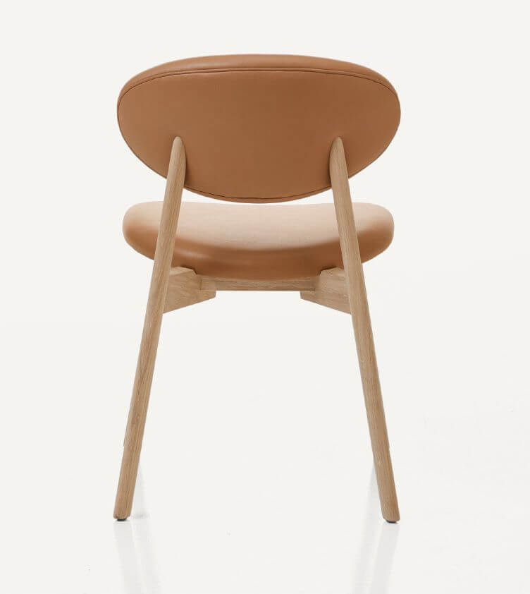 OVOID CHAIR par BassamFellows