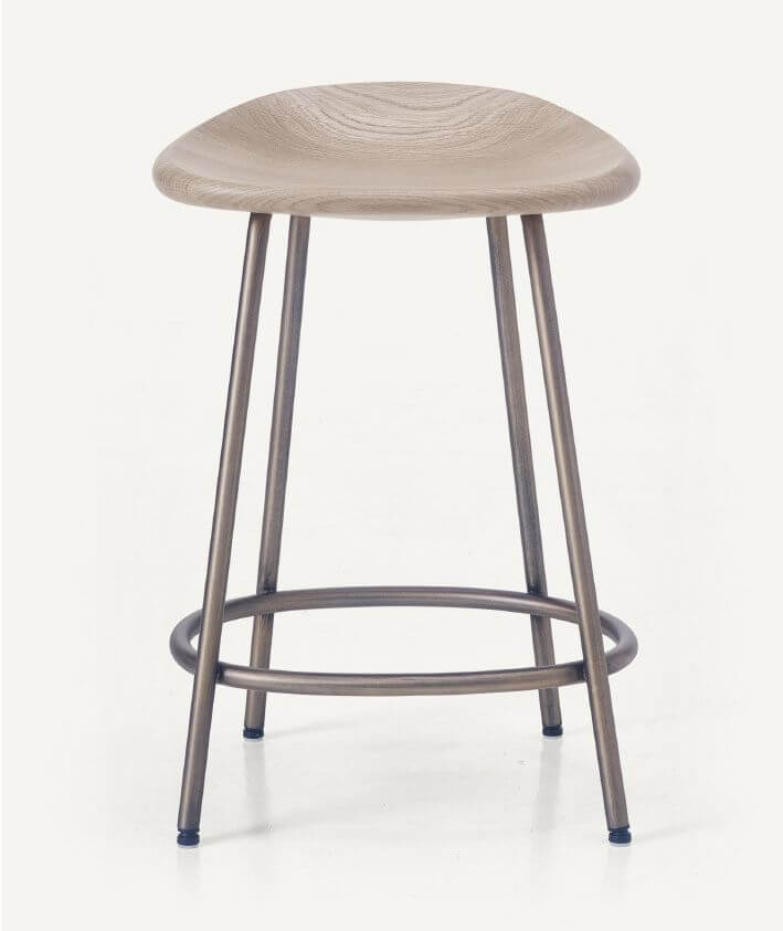 PEBBLE STOOLS par BassamFellows