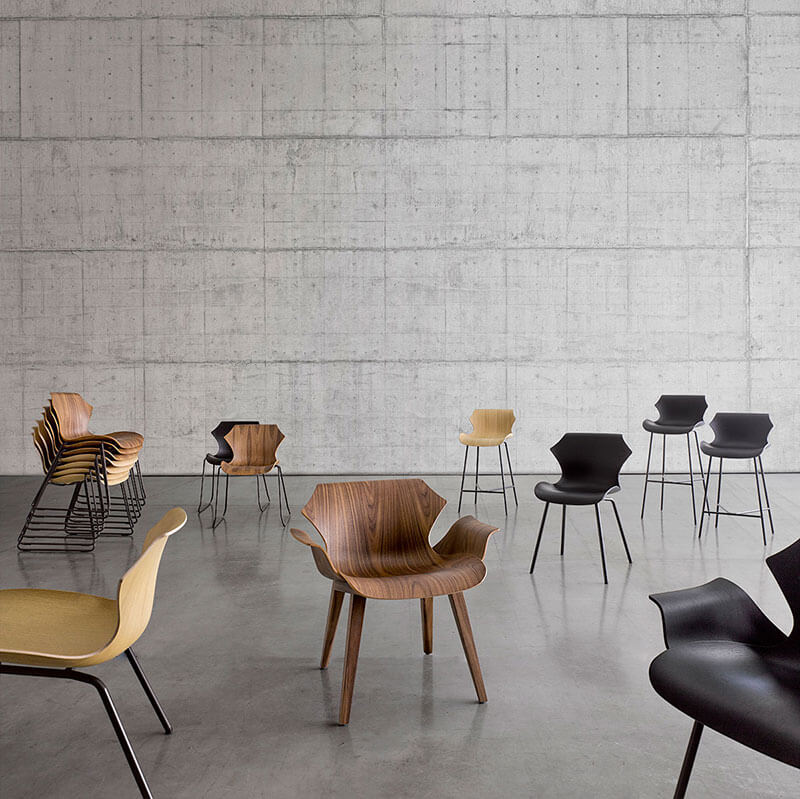 PETAL ARMLESS CHAIR par BassamFellows