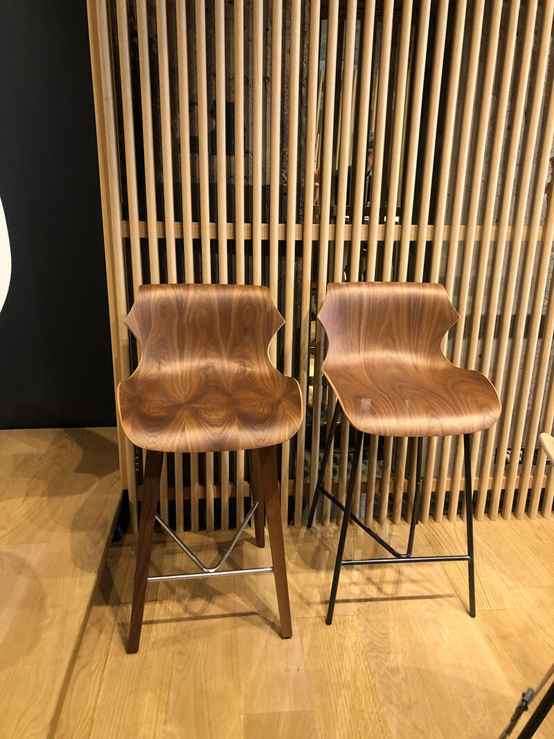 PETAL STOOLS par BassamFellows