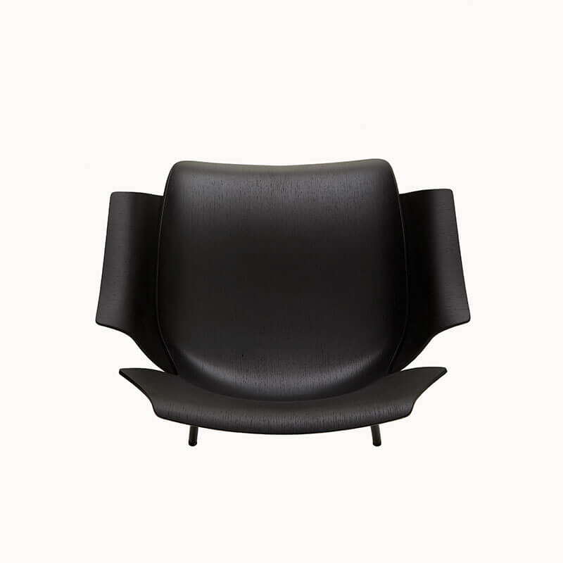 PETAL LOUNGE CHAIR par BassamFellows