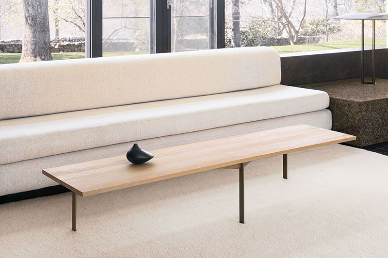 PLANK TABLE SERIES par BassamFellows
