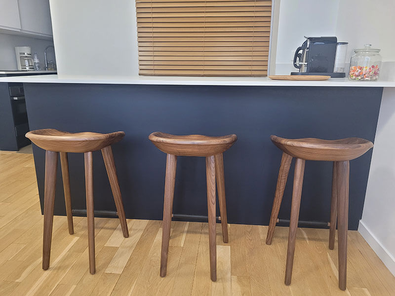 TRACTOR STOOL par BassamFellows