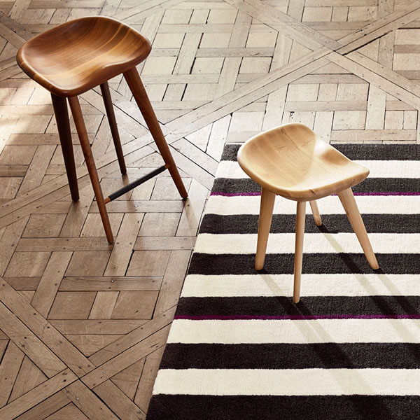TRACTOR STOOL par BassamFellows