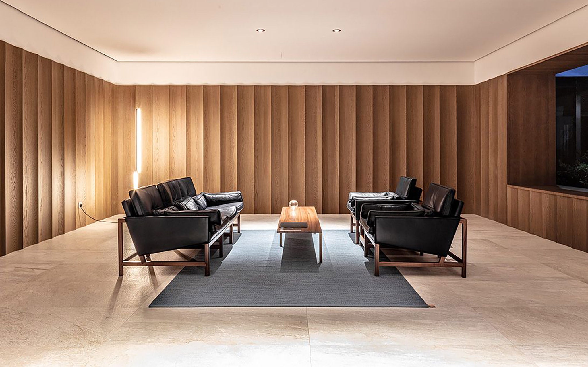 WOOD FRAME SOFAS par BassamFellows