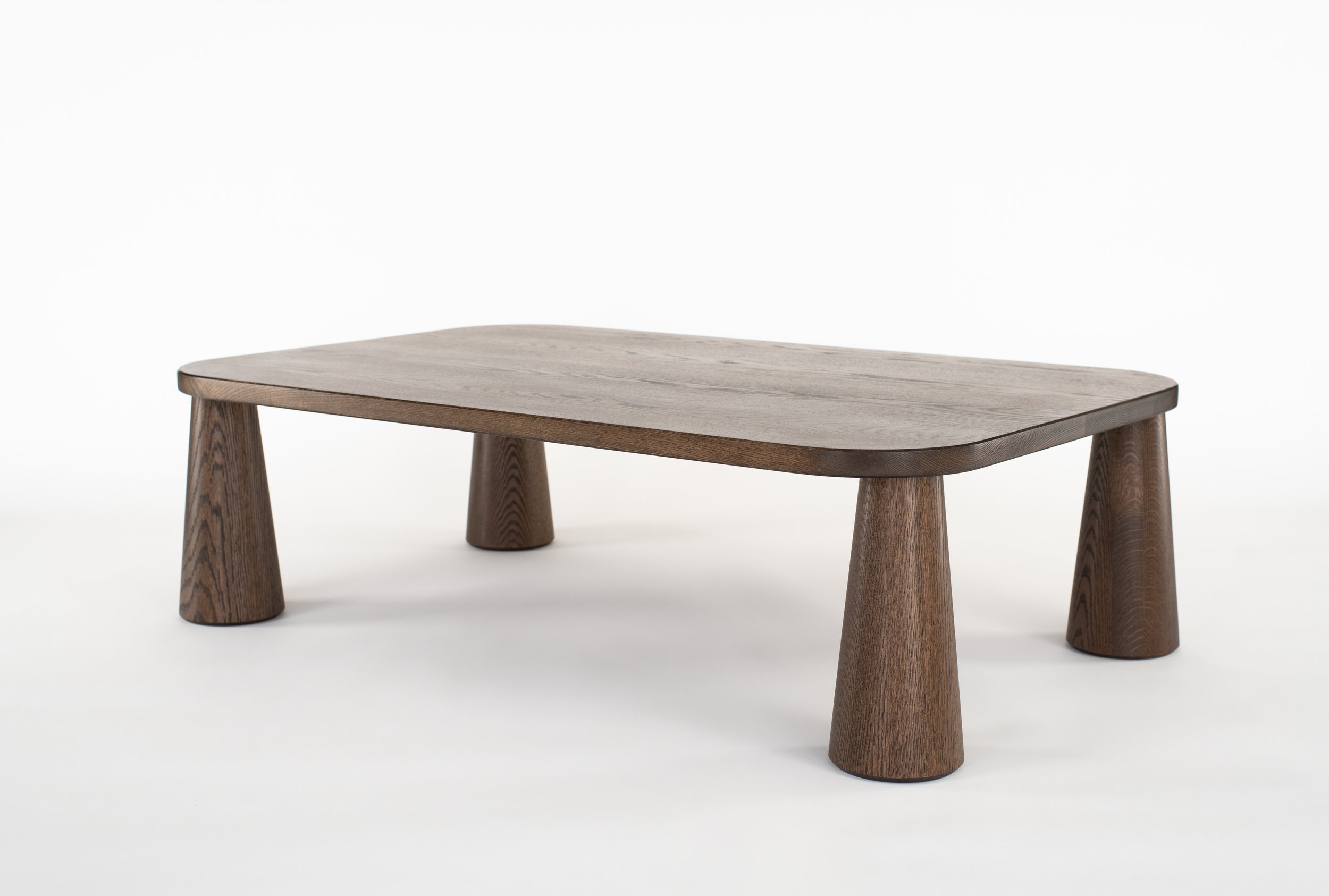 PILLAR COFFEE TABLE par Ben & Aja Blanc
