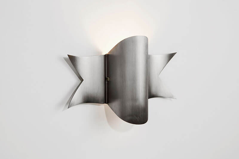 BANNER SCONCE par Blue Green Works