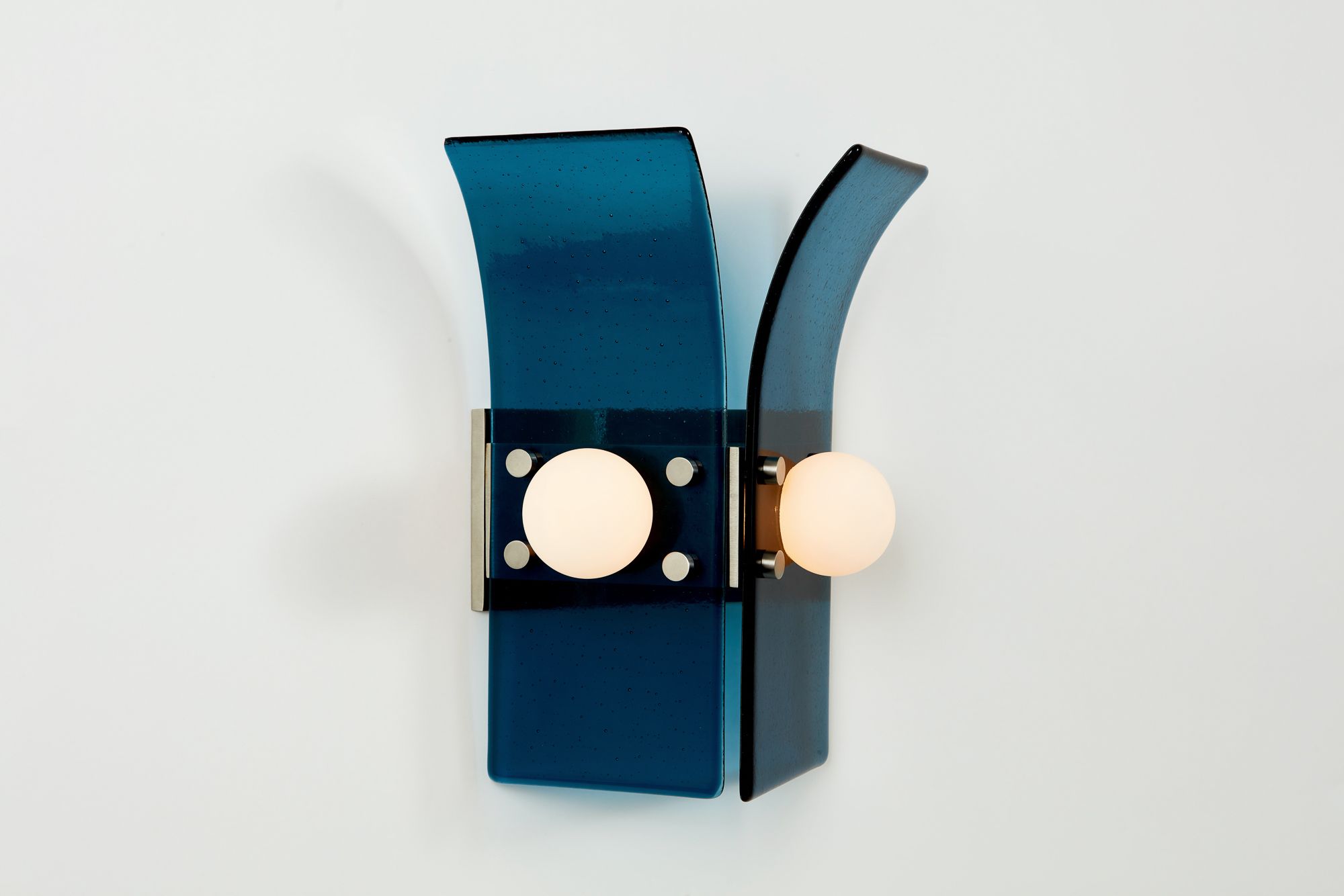 PALM SCONCE par Blue Green Works