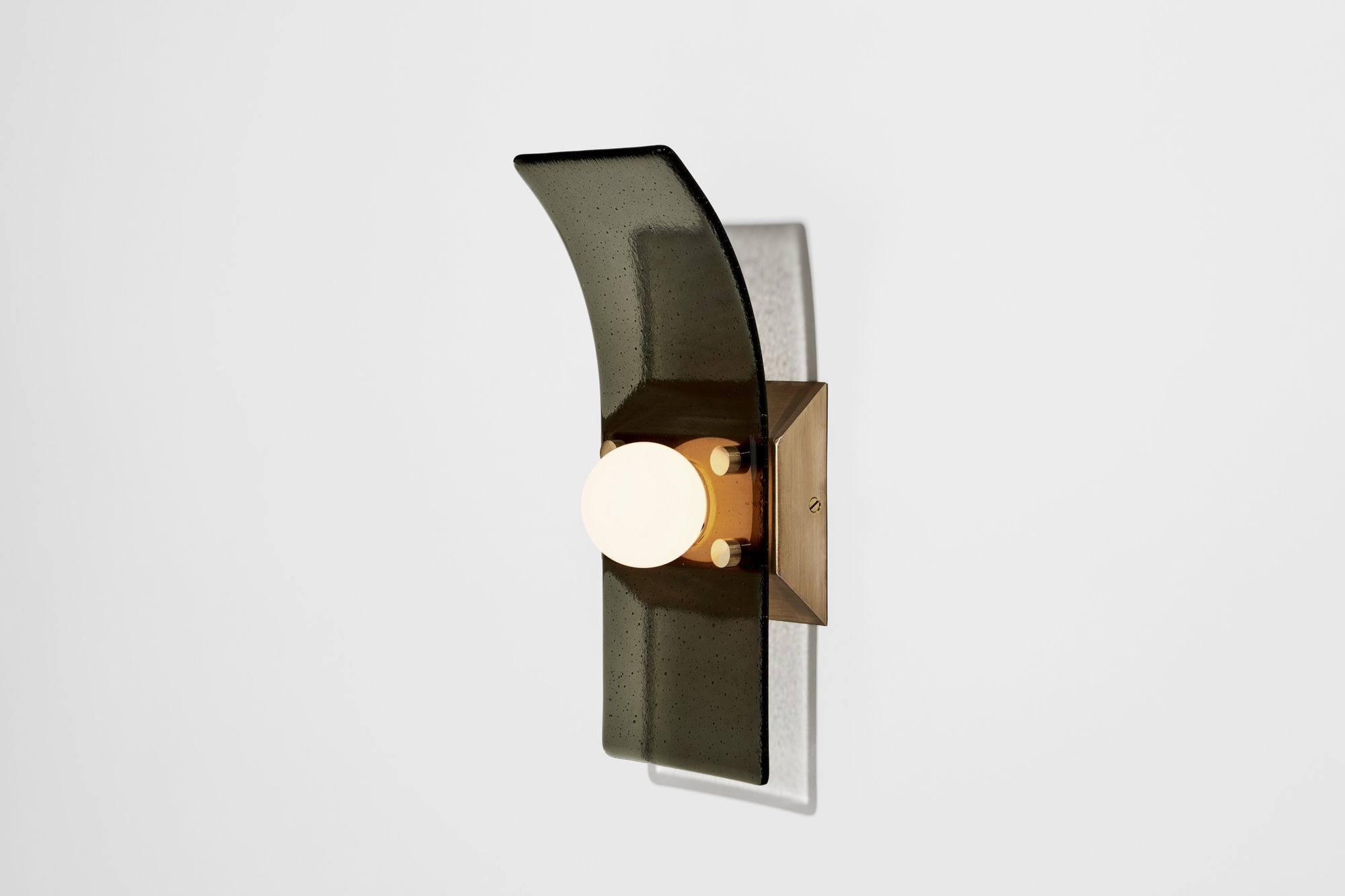 PALM SINGLE SCONCE par Blue Green Works