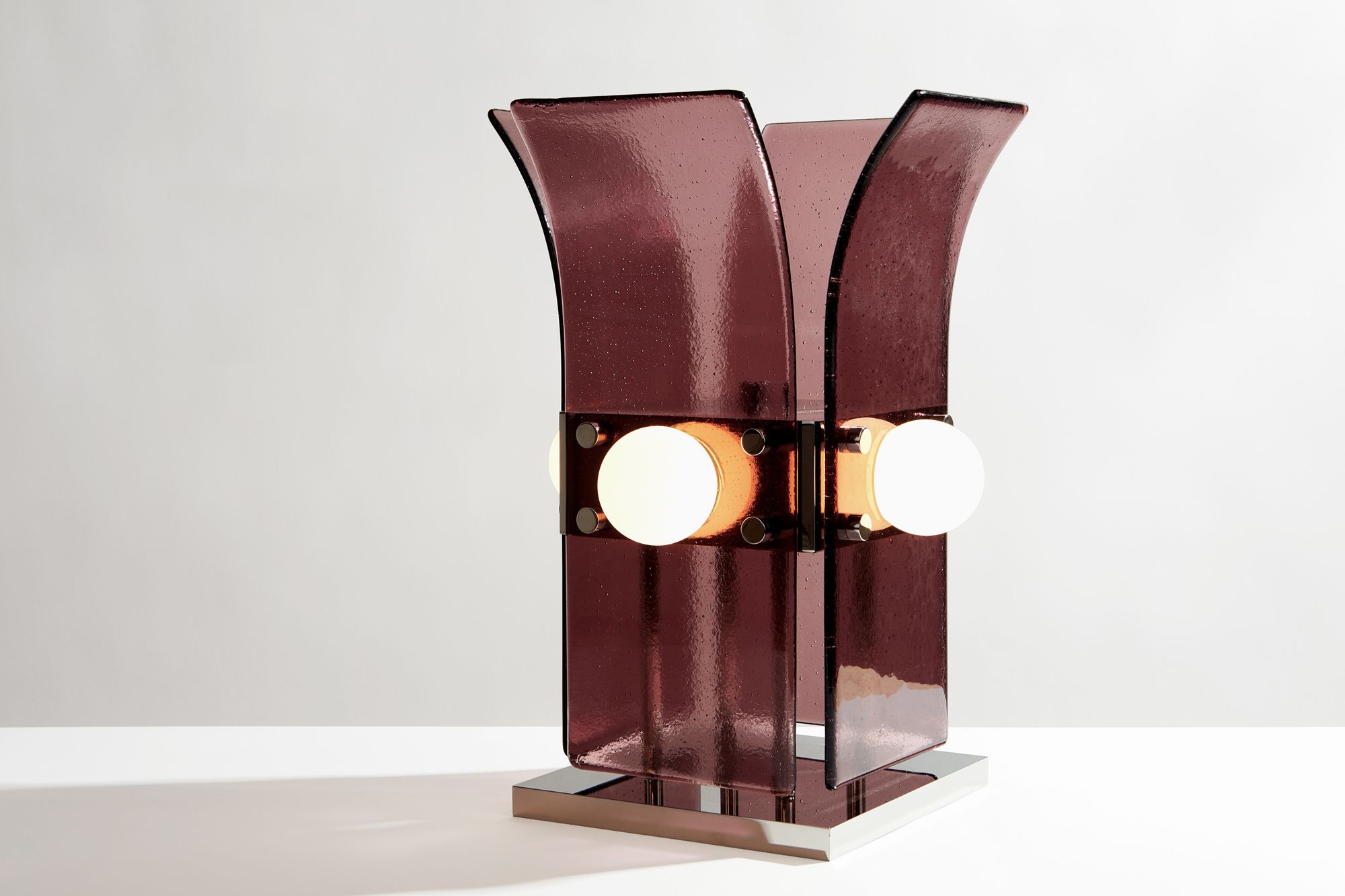 PALM TABLE LAMP par Blue Green Works