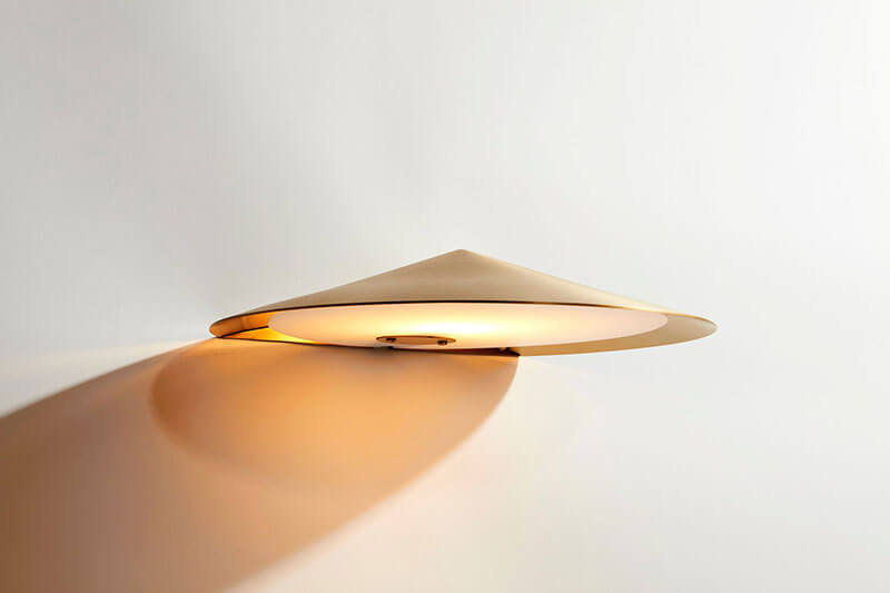 SHADE SCONCE par Blue Green Works
